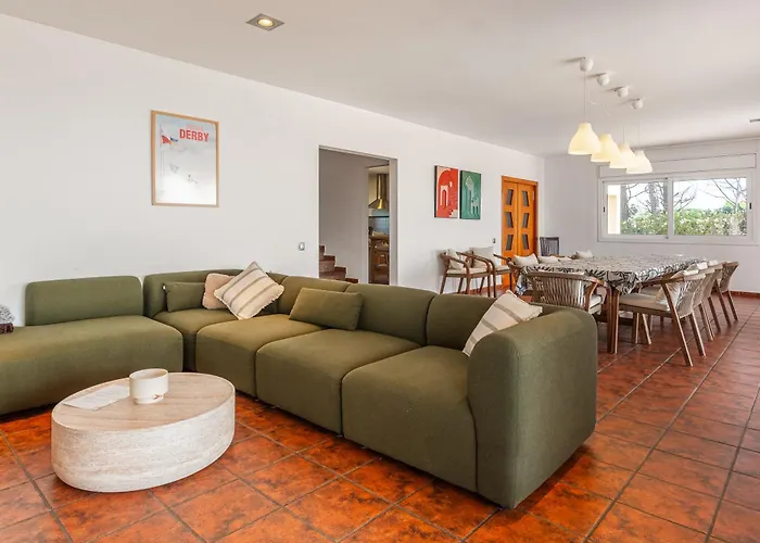 Semesterbostad Roselles