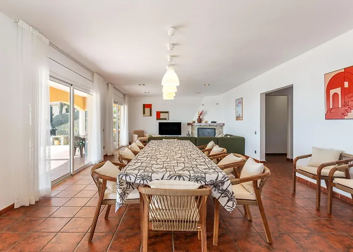 Semesterbostad Roselles Lloret de Mar